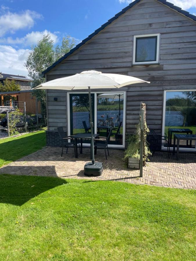 Mooi Vakantiehuis Prachtig Gelegen Aan Het Water Rijpwetering 外观 照片